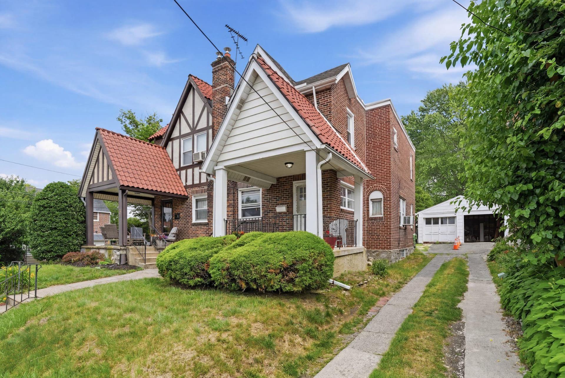 4686 State Road, Drexel Hill