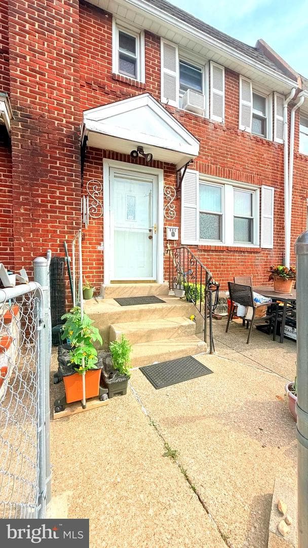 238 Wynnewood Avenue photo 7