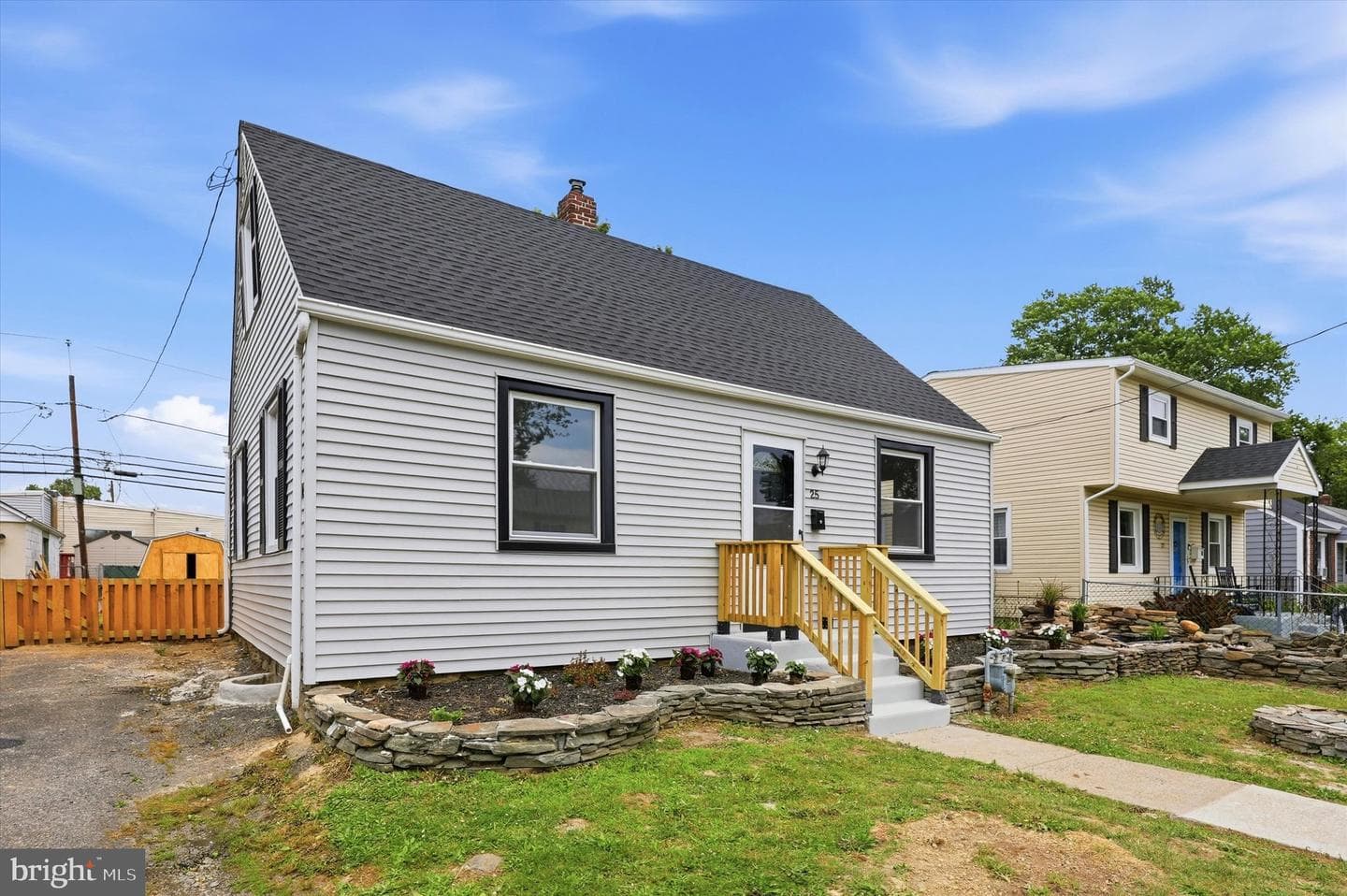 25 N Martin Lane photo 28