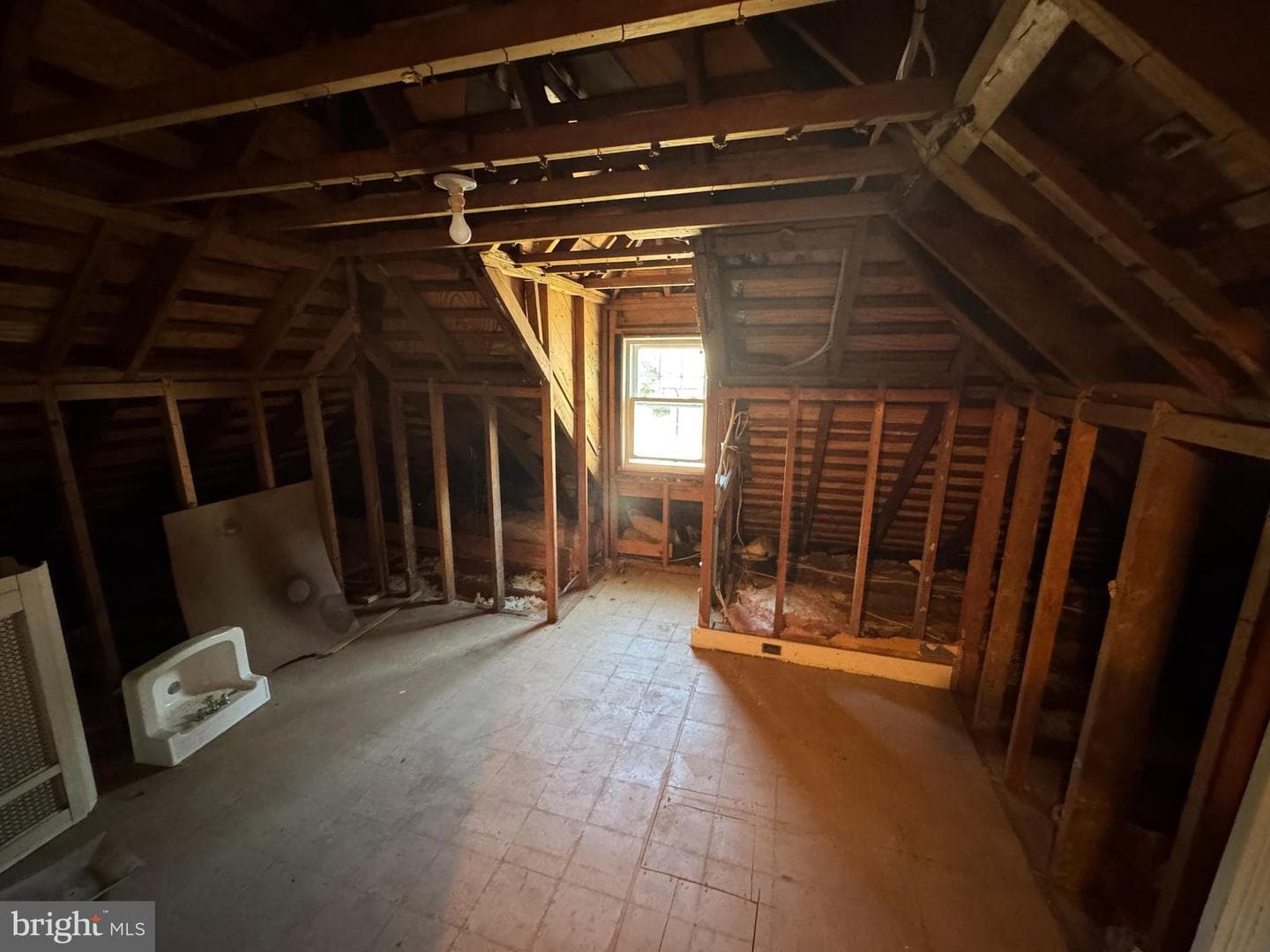 1041 Blythe Ave photo 35