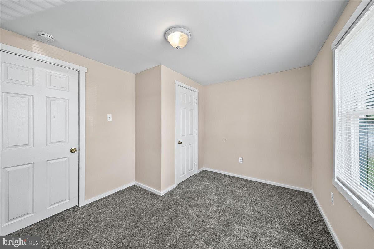 1242 Chestnut Street photo 11