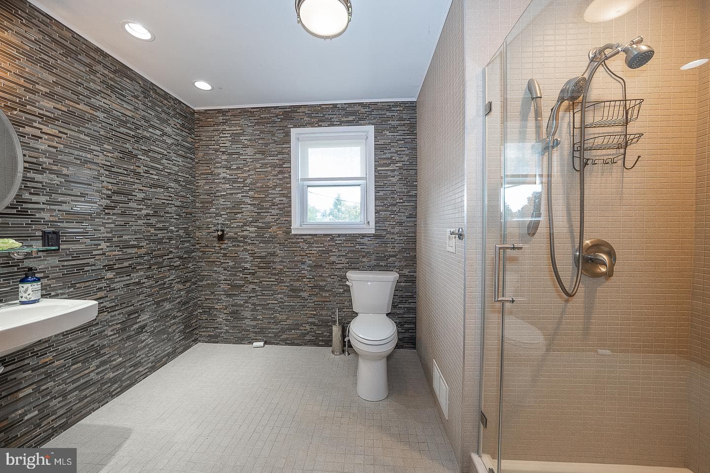 20 Fairview Road photo 35