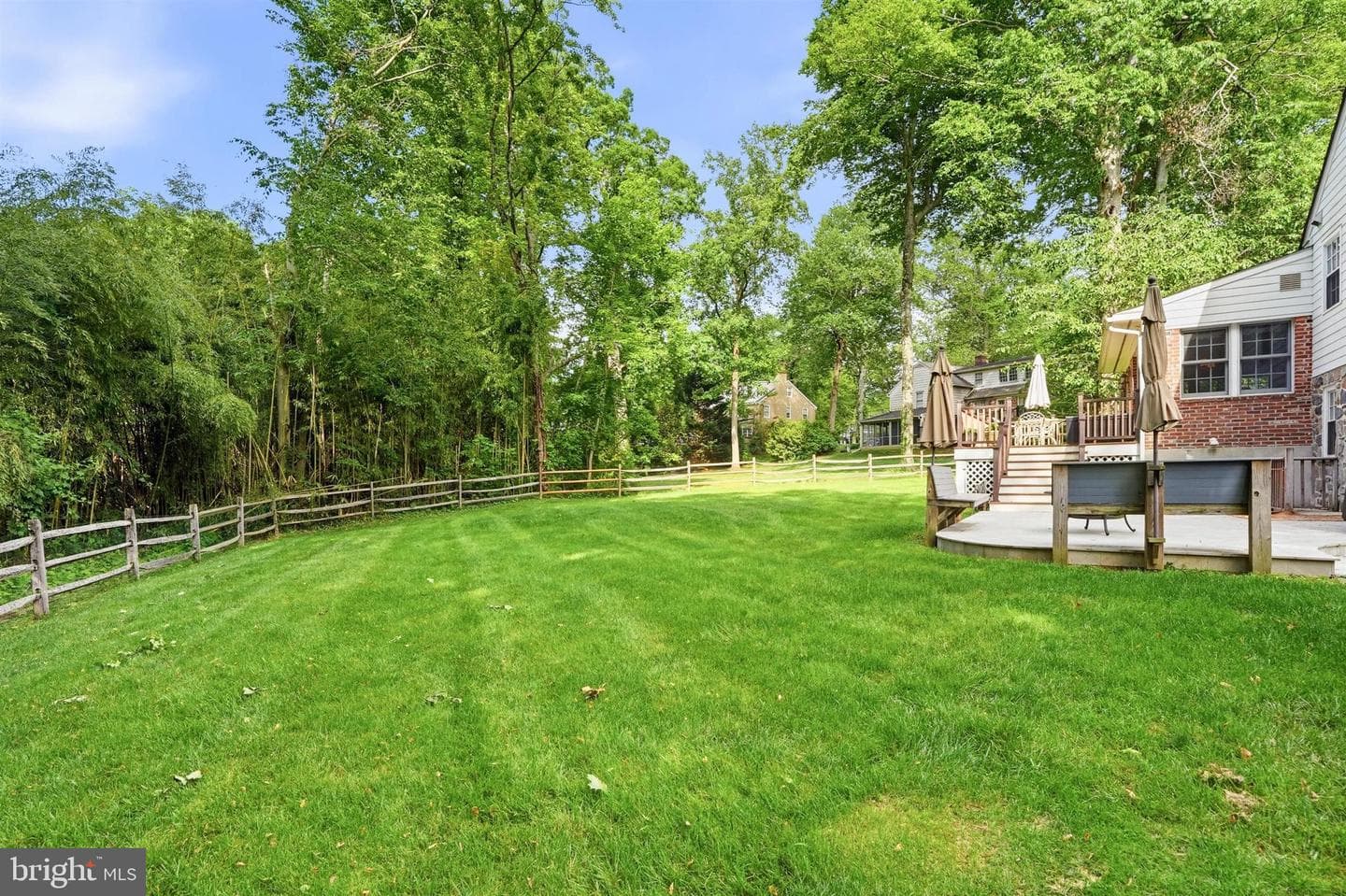 209 Hardwicke Lane photo 35