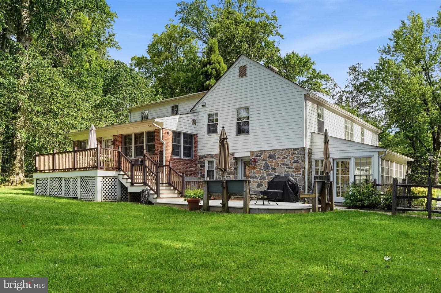 209 Hardwicke Lane photo 36