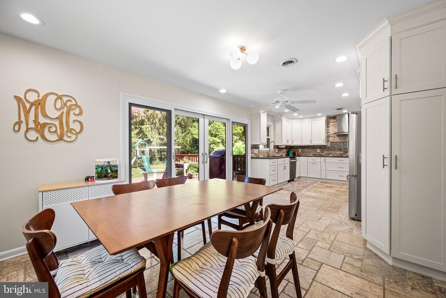 416 Yorkshire Road photo 11