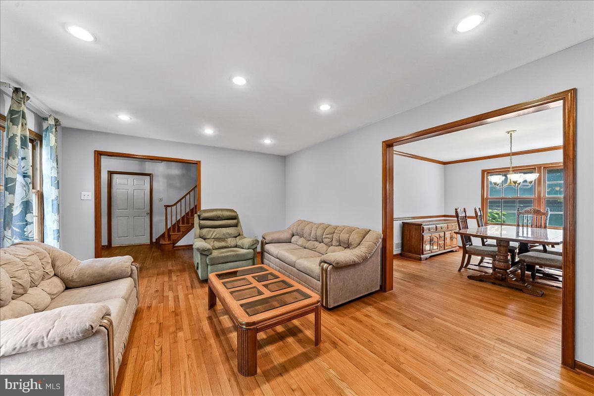 1577 Spring Meadow Lane photo 5