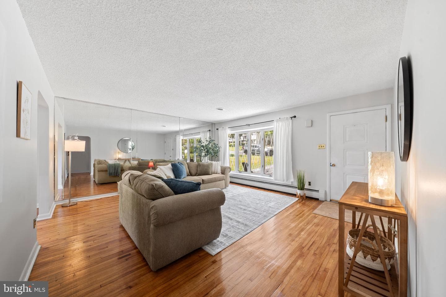 920 Belmont Avenue photo 10