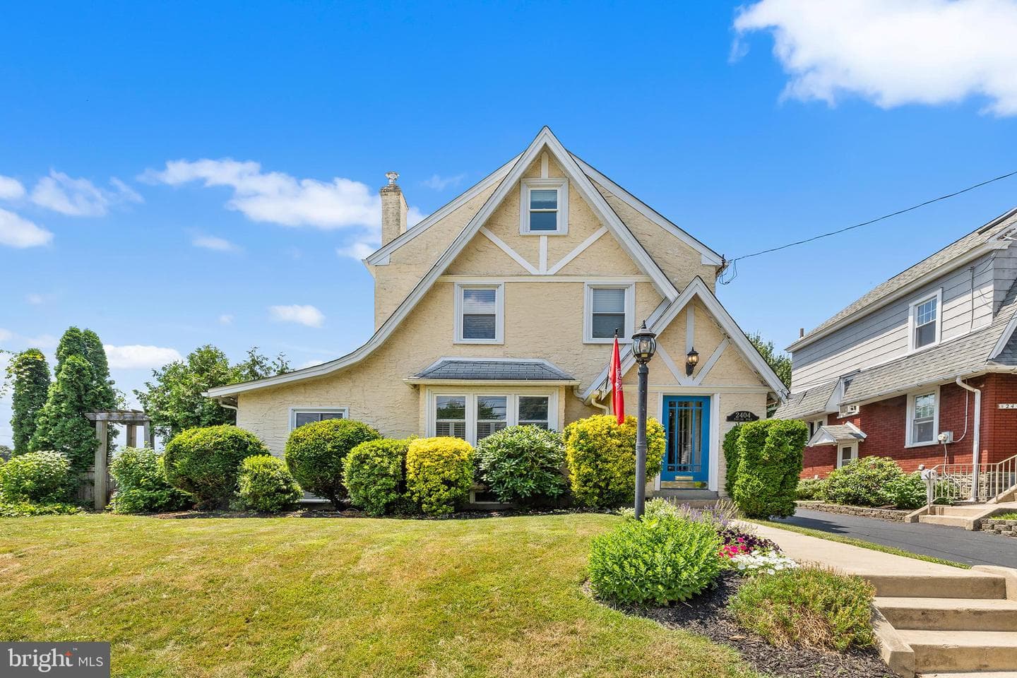 2404 Poplar Road, Havertown
