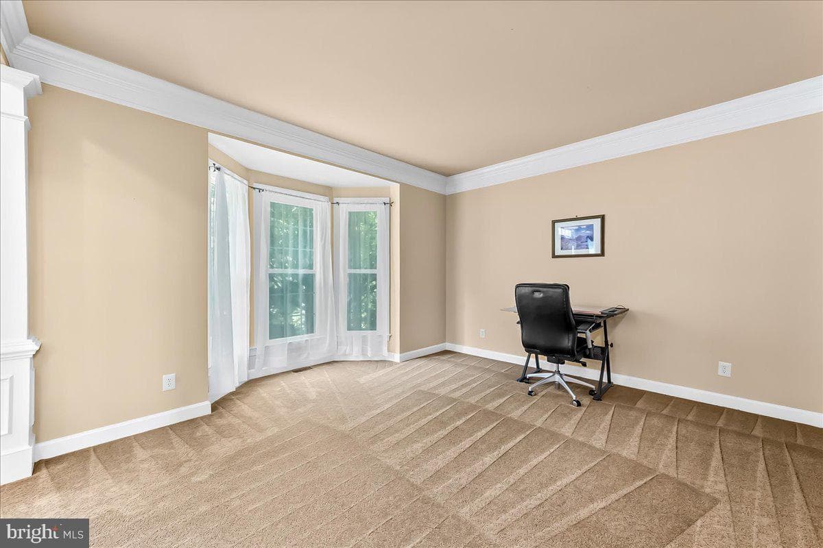 39 Maple Ln photo 11