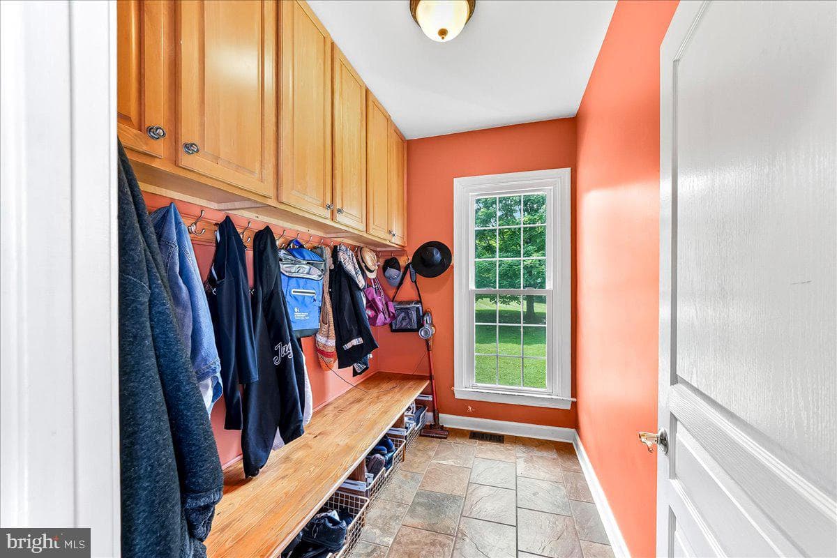39 Maple Ln photo 24