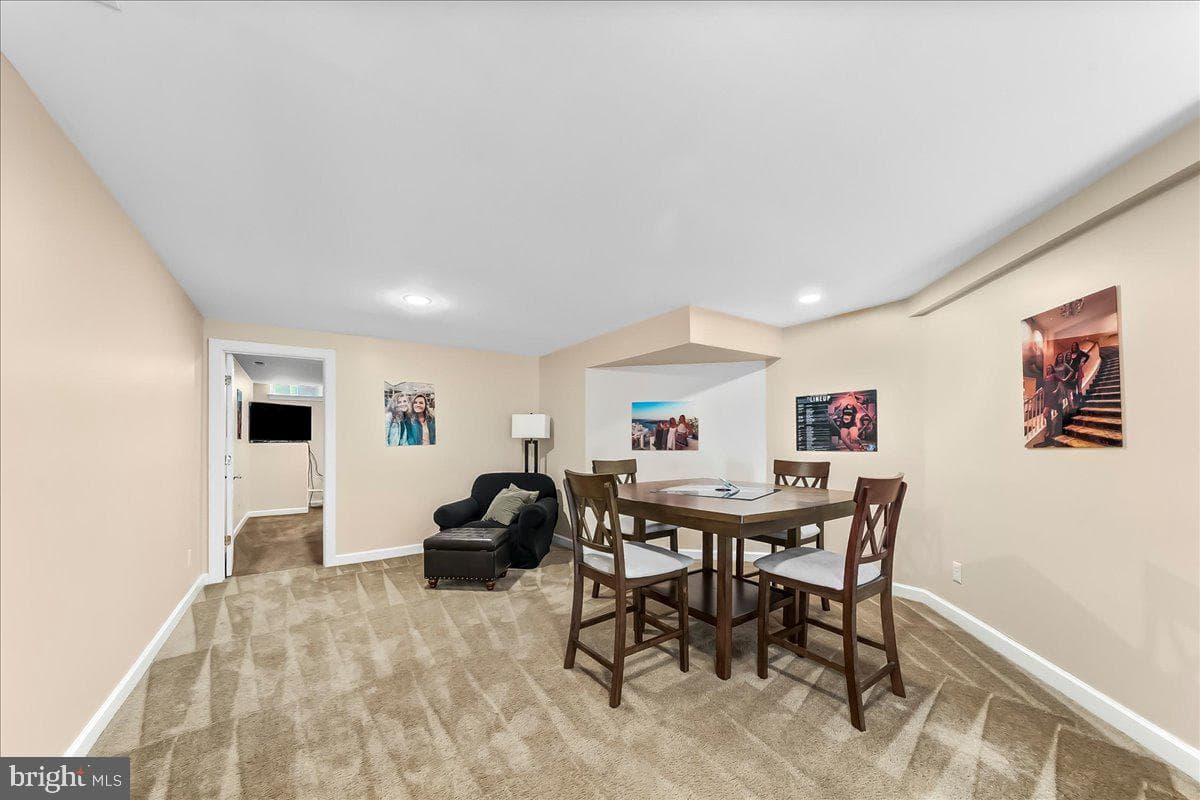 39 Maple Ln photo 35