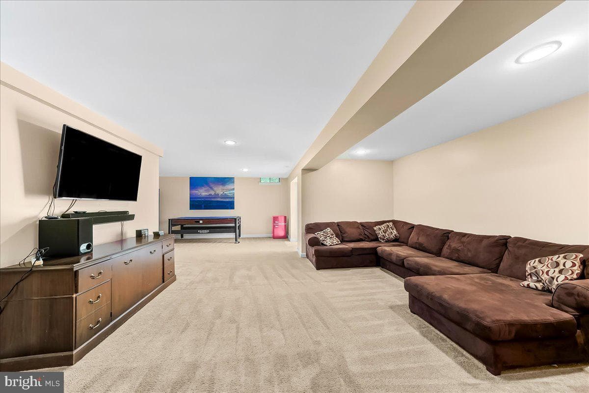 39 Maple Ln photo 36