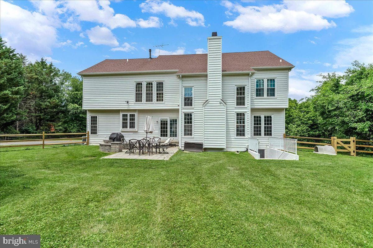 39 Maple Ln photo 41