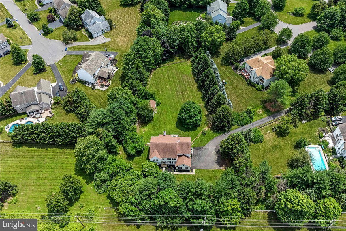 39 Maple Ln photo 44