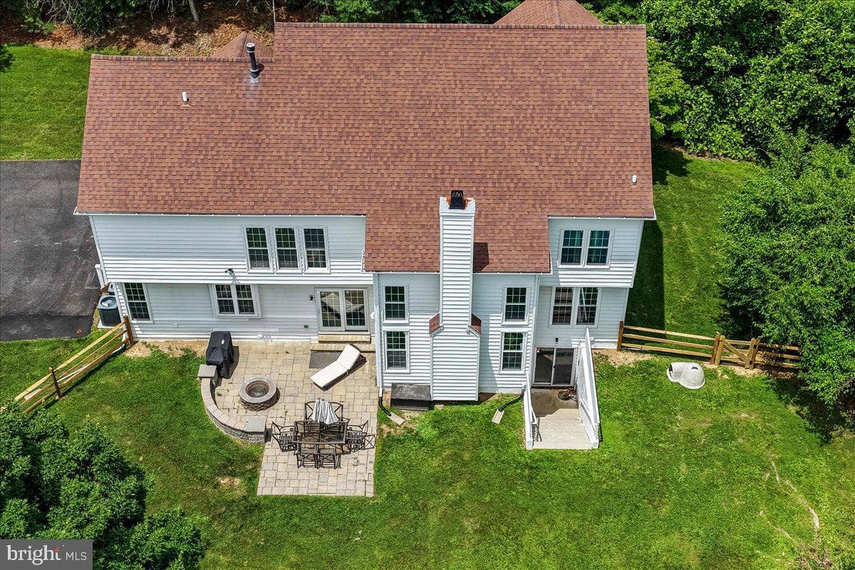 39 Maple Ln photo 48