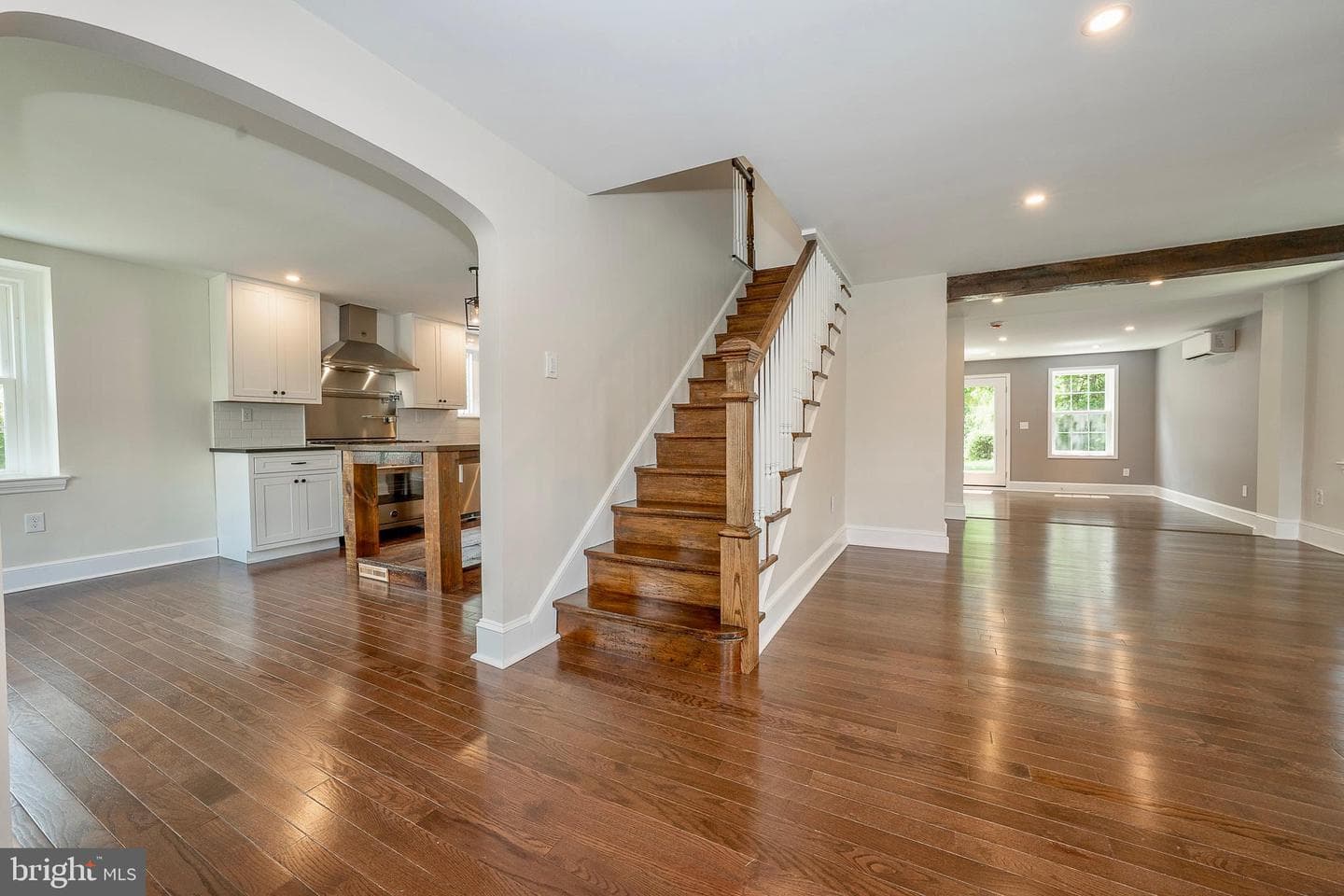 2842 Haverford Road photo 3