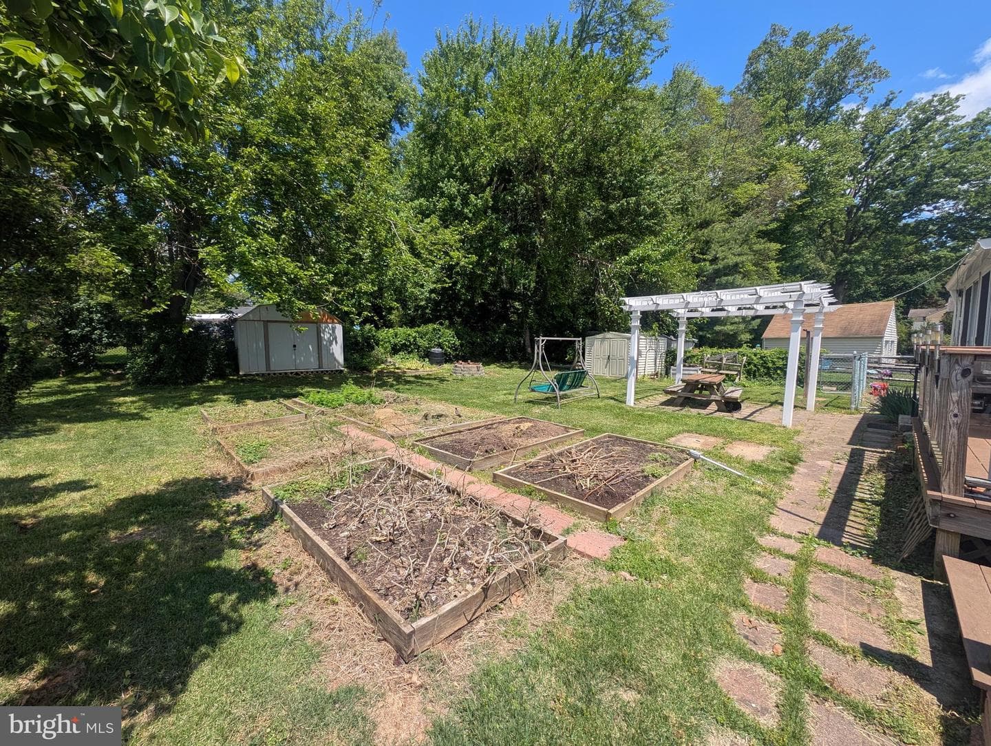 1129 Providence Road photo 10