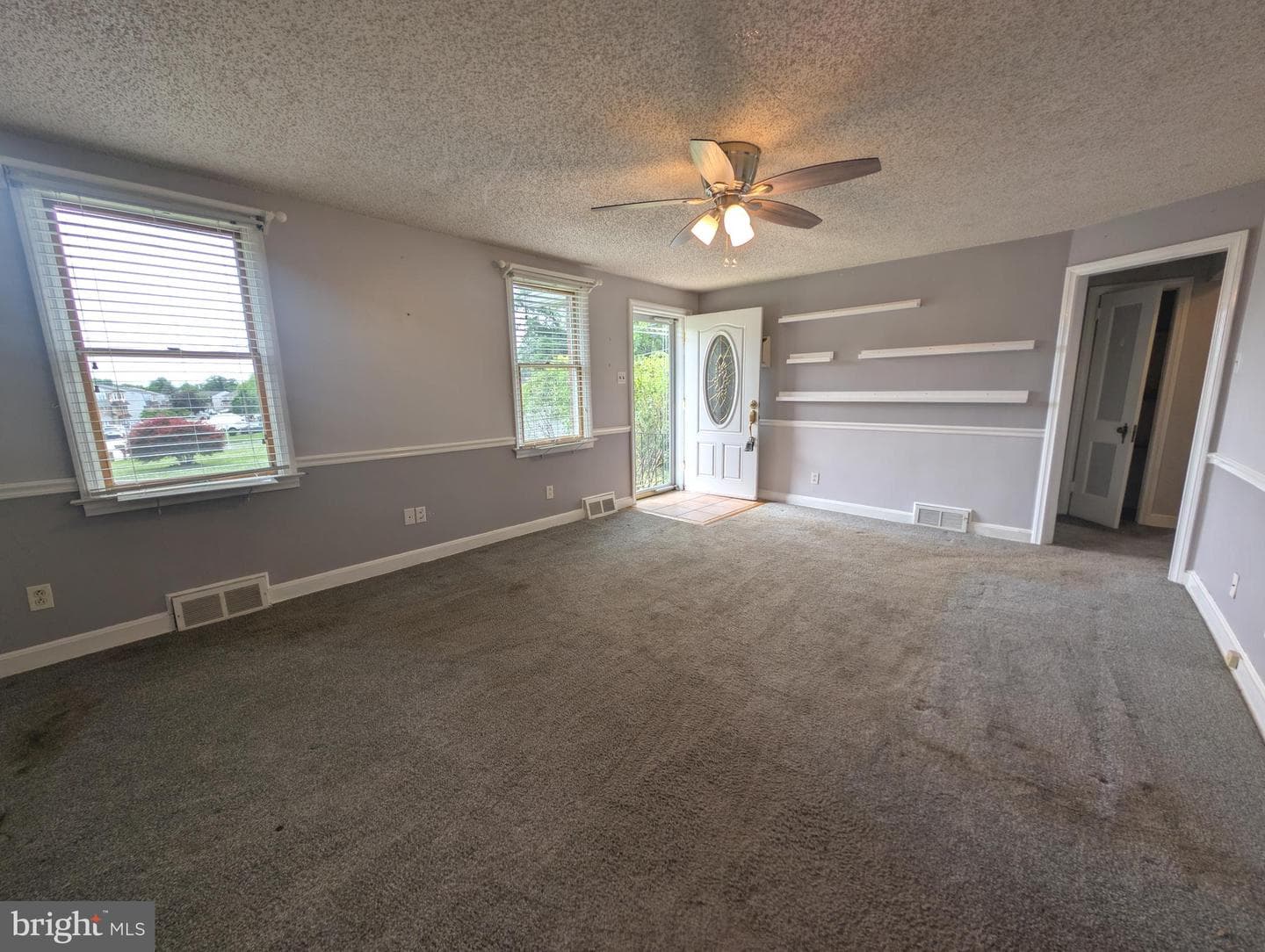 1129 Providence Road photo 3