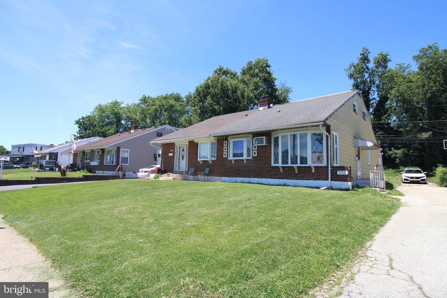 533 Tasker, Norwood