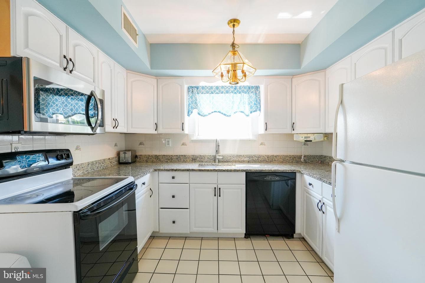 105 Grandview Road photo 16