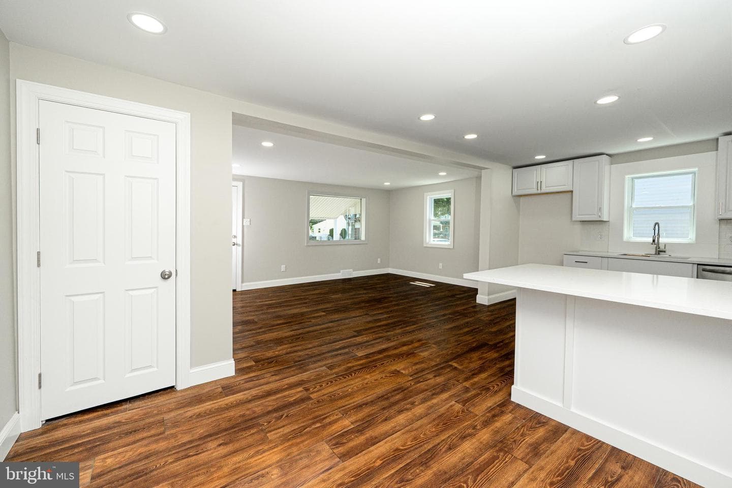 431 Holmes Road photo 16
