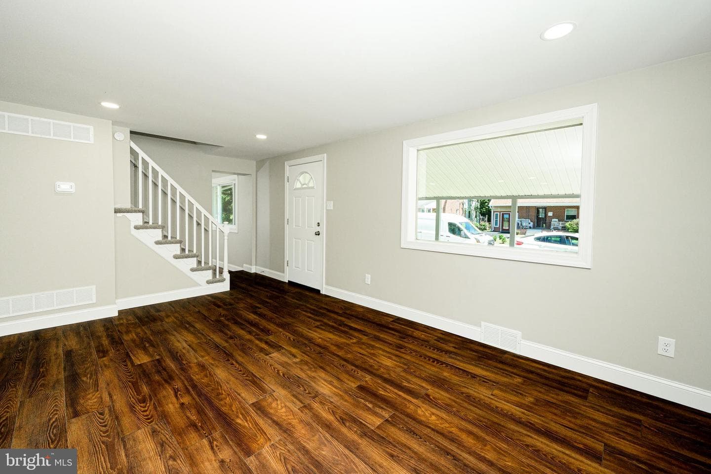 431 Holmes Road photo 19