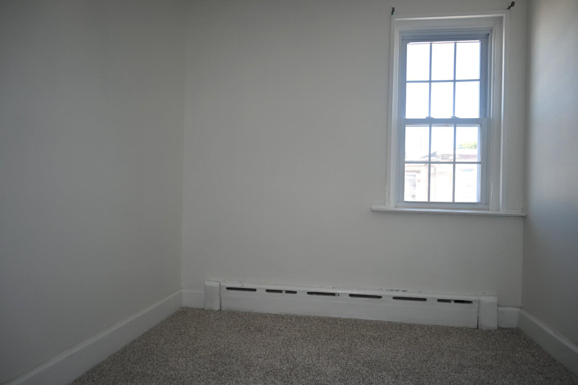 281 N Wycombe Avenue photo 18