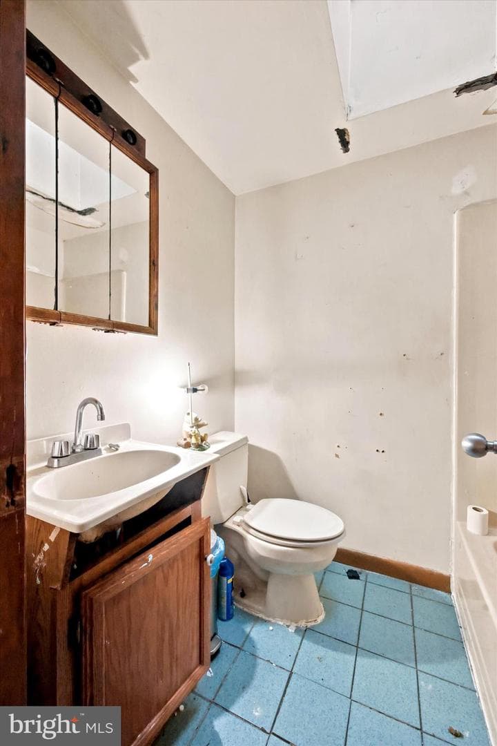 146 Ervin Avenue photo 11