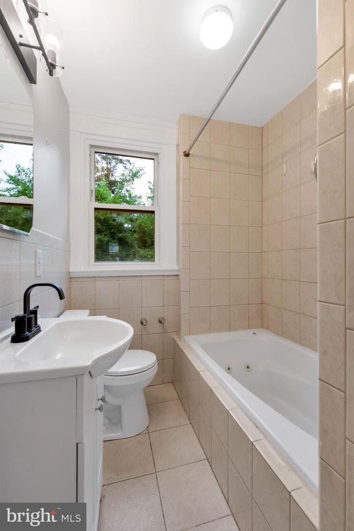552 Larchwood Avenue photo 14