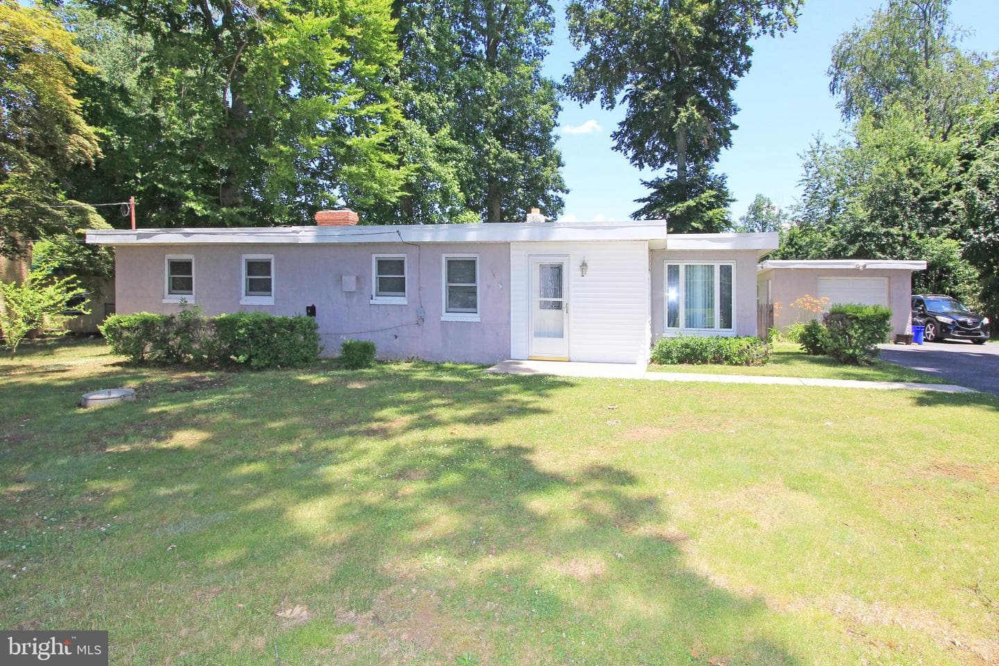 929 Cherry Tree Road, Aston
