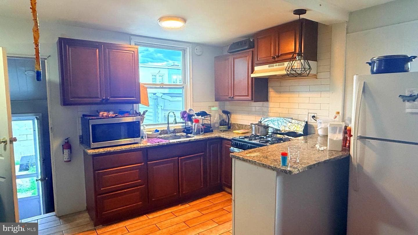 7214 Bradford Road photo 7