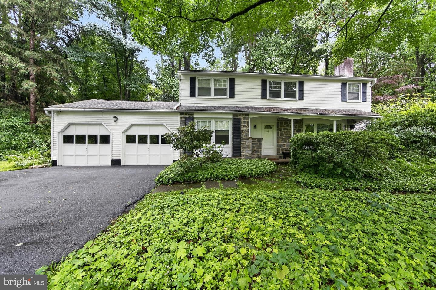 37 N Longpoint Lane, Rose Valley