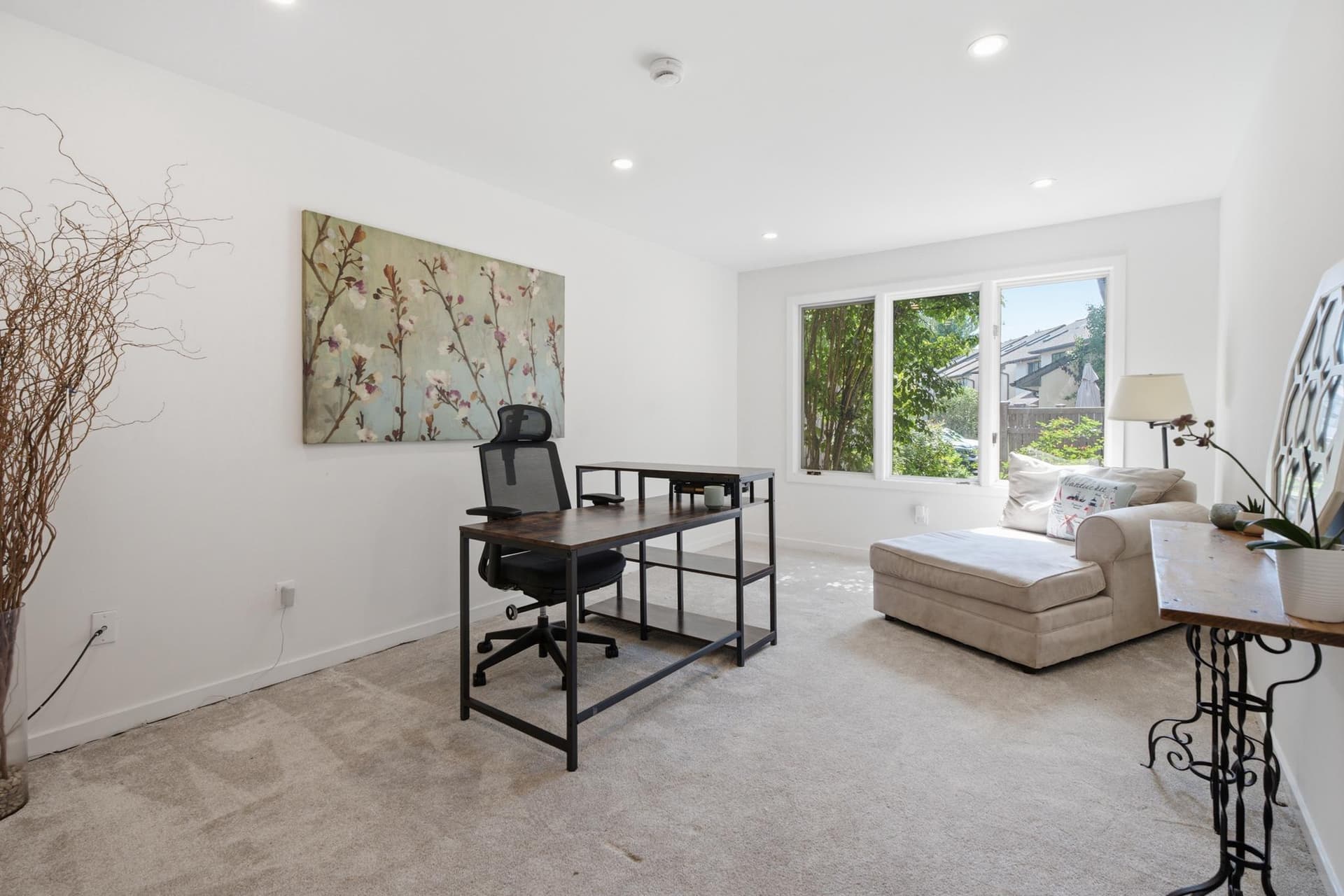 138 Montrose Avenue #26 photo 17