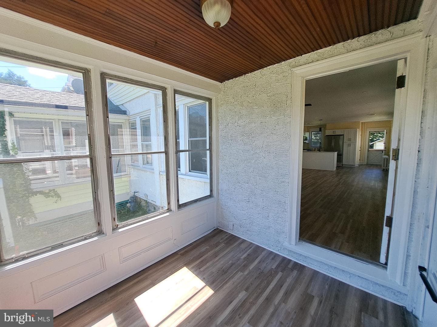 637 10th Avenue photo 3