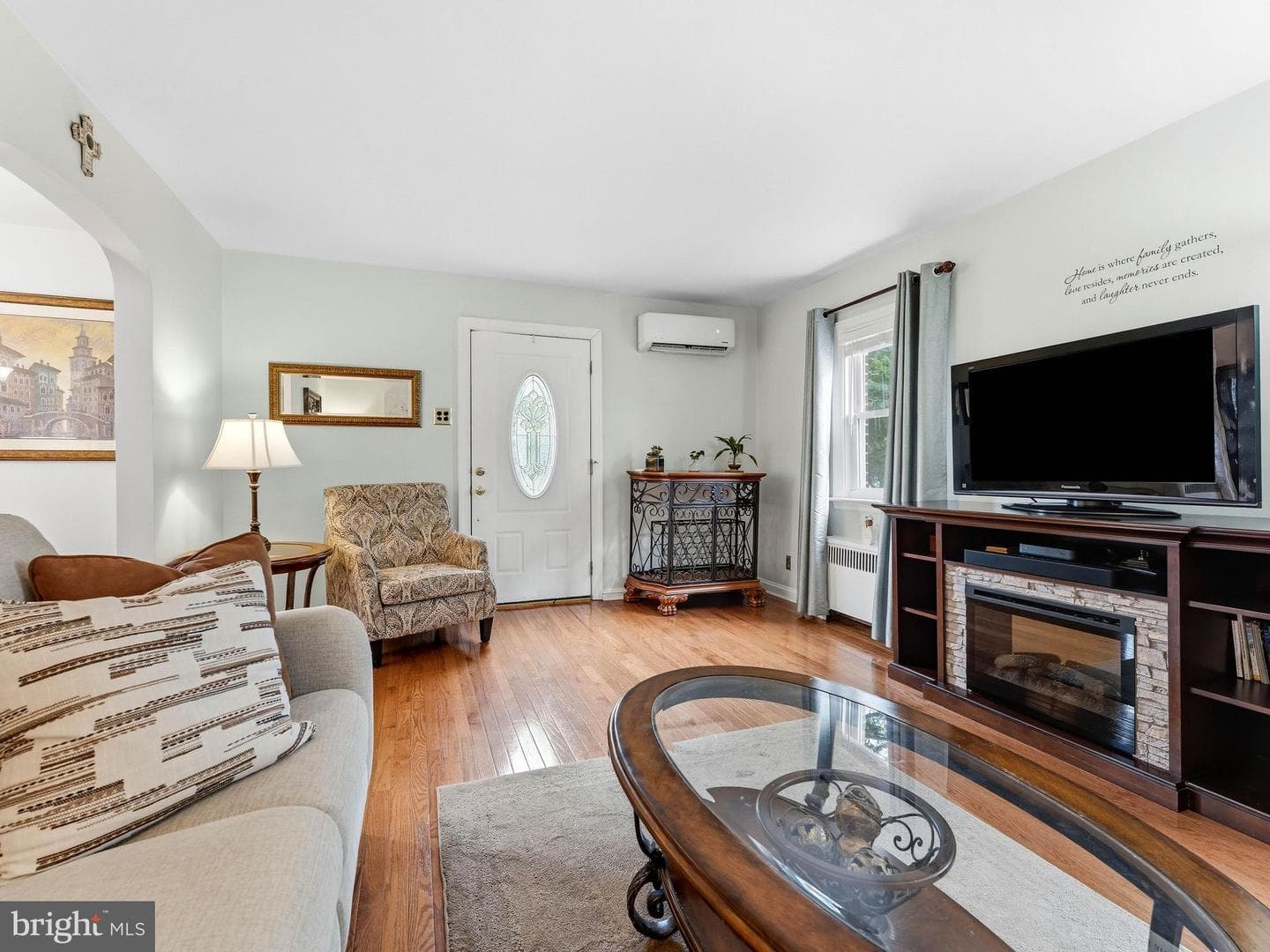 106 Merion Avenue photo 5