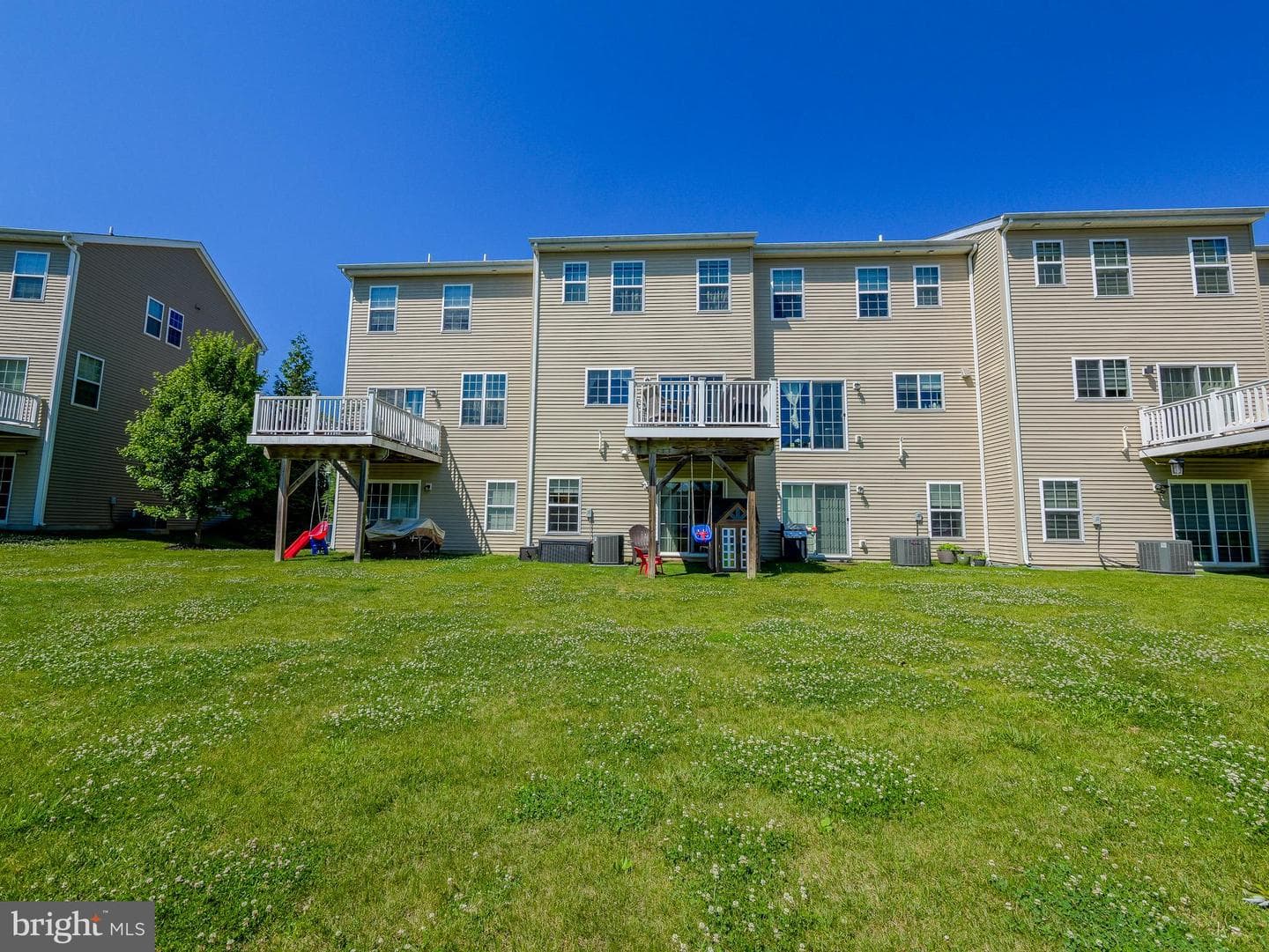 14 Faraday Court photo 71