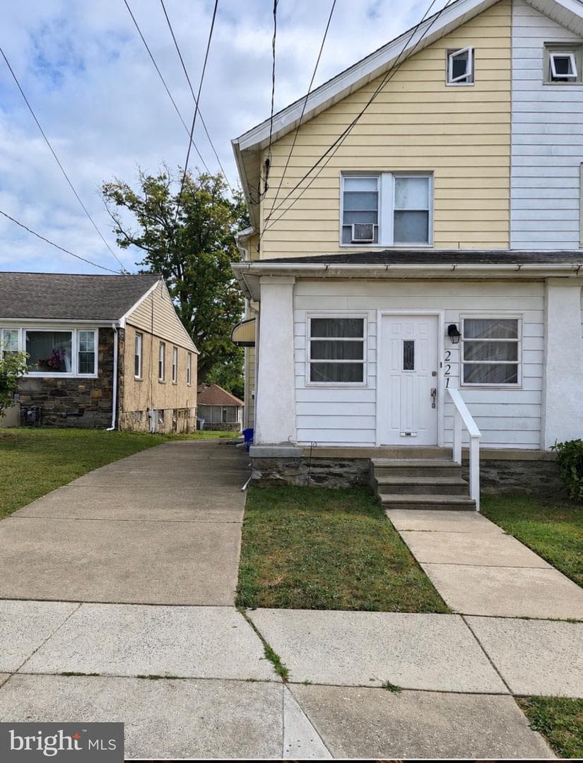 221 Ardmore Ave, Upper Darby