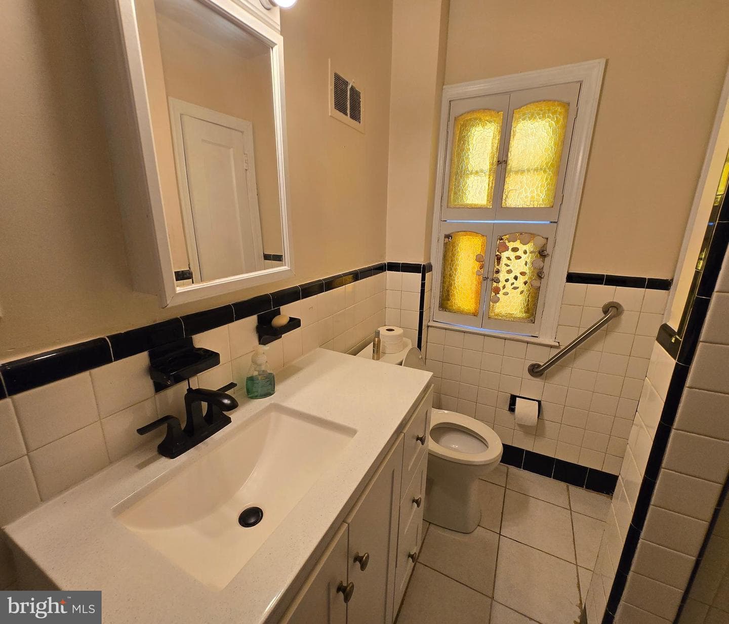534 Rose Street photo 16