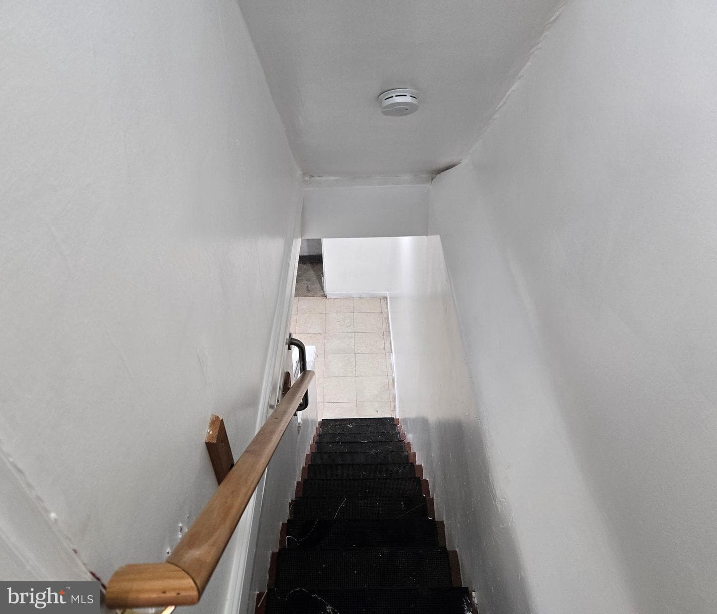 534 Rose Street photo 28