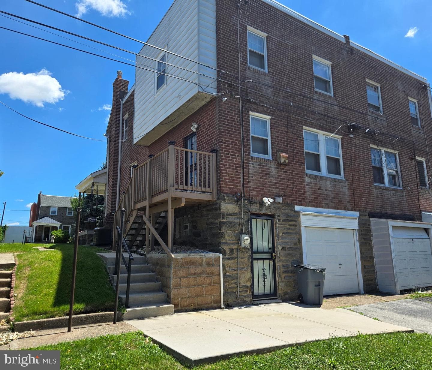 534 Rose Street photo 38