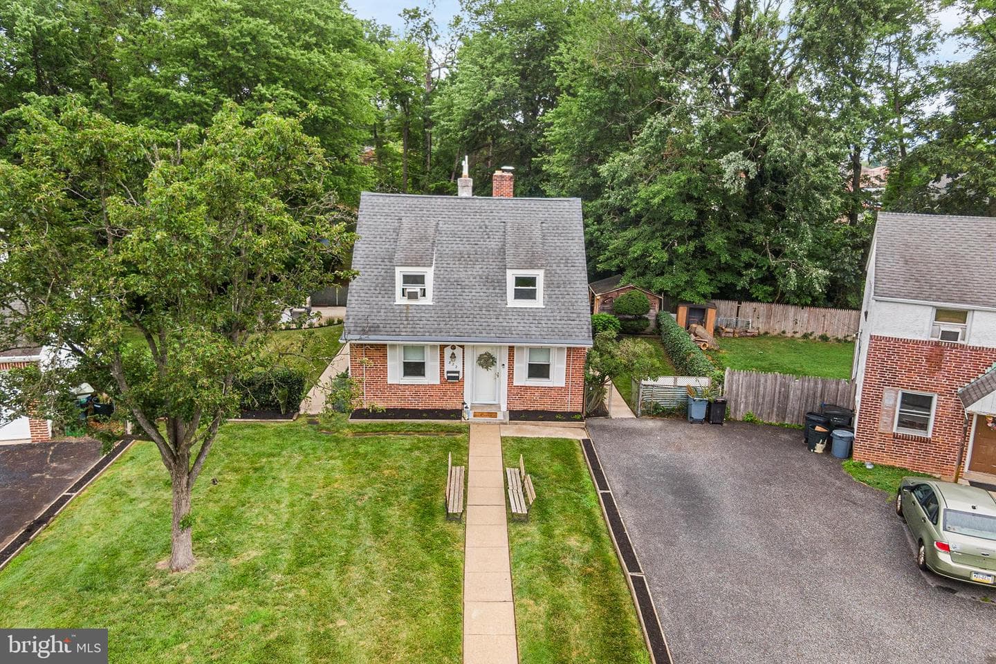 822 Wyndom Terrace photo 4