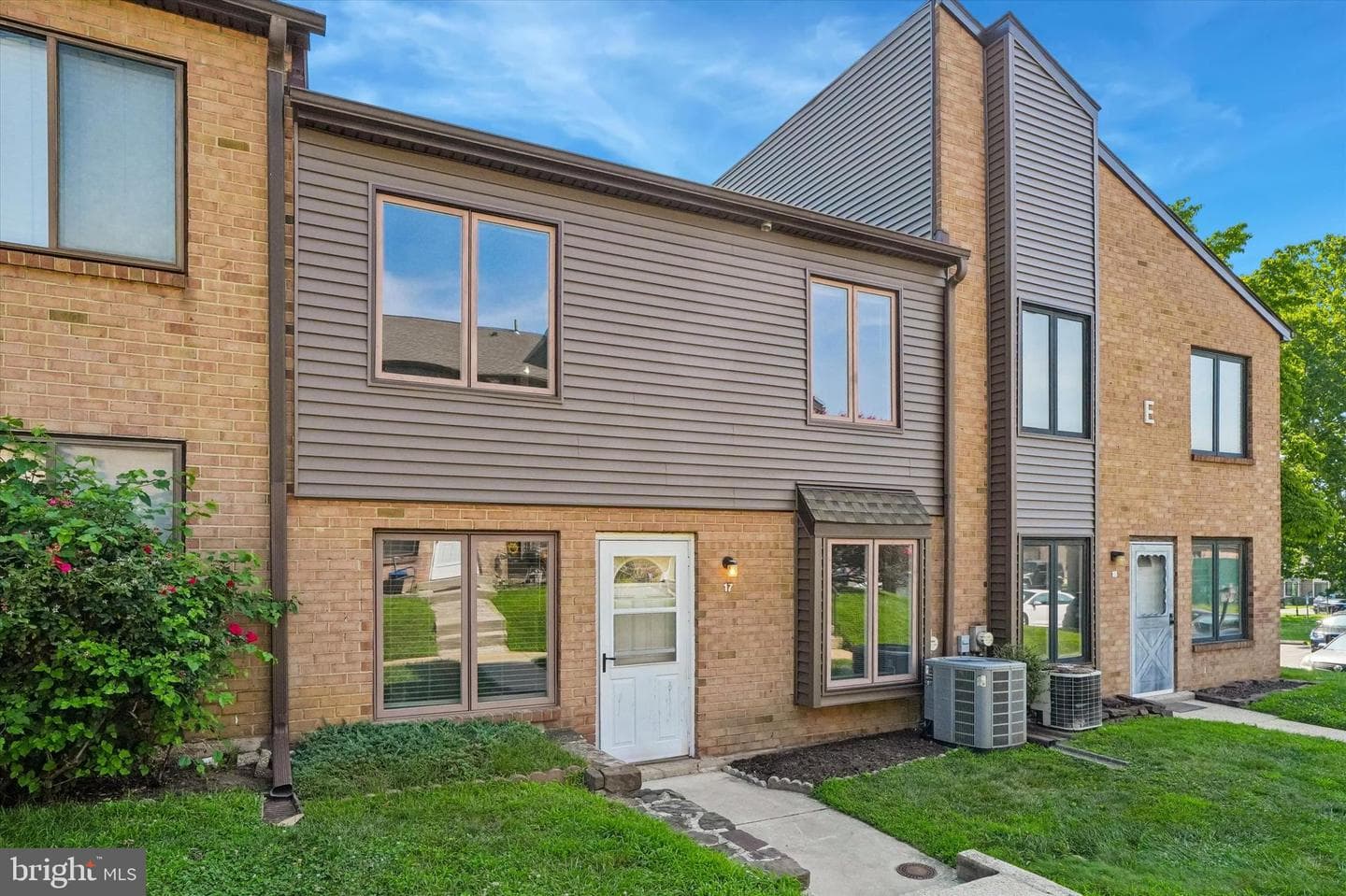 5200 Hilltop Drive #e17, Brookhaven