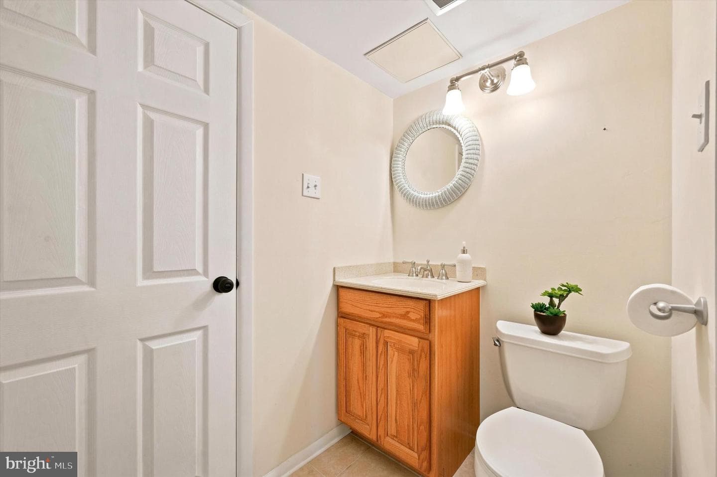 5200 Hilltop Drive #e17 photo 13