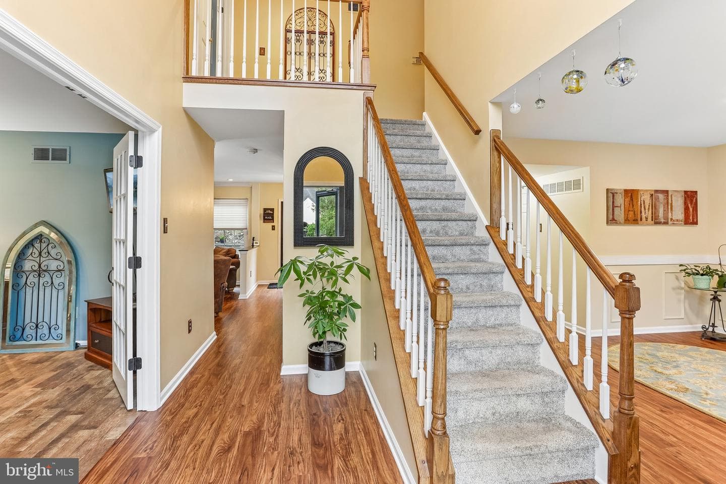 1204 Woodsview Drive photo 4