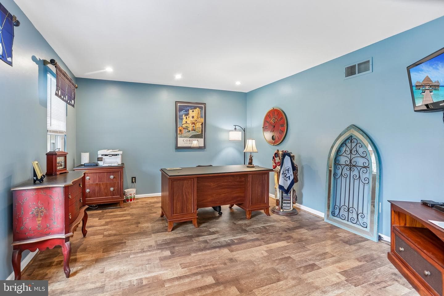 1204 Woodsview Drive photo 6