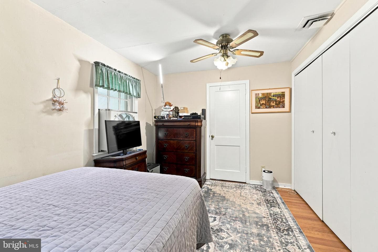 844 Burmont Road photo 15