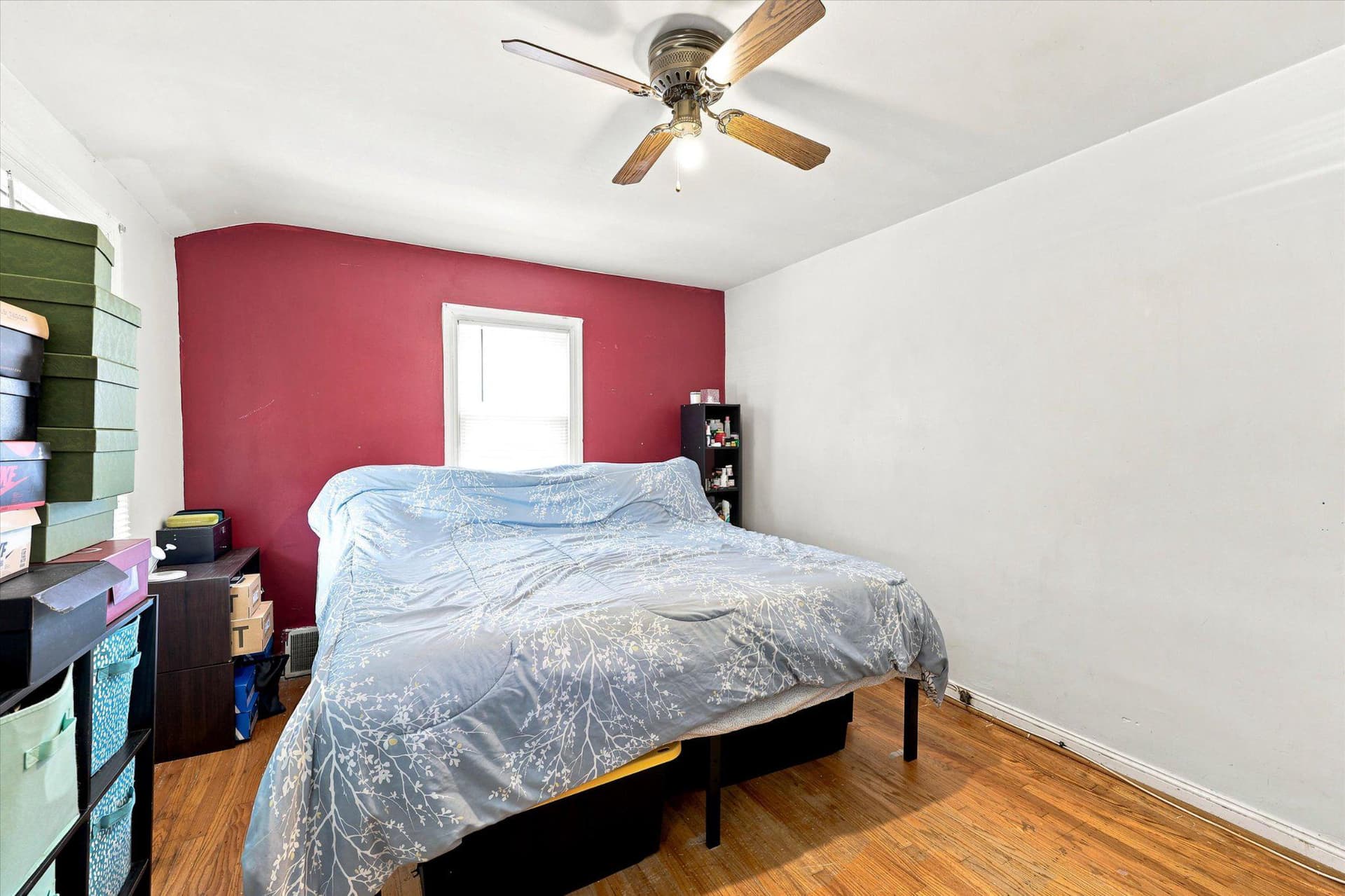 221 Foster Avenue photo 16