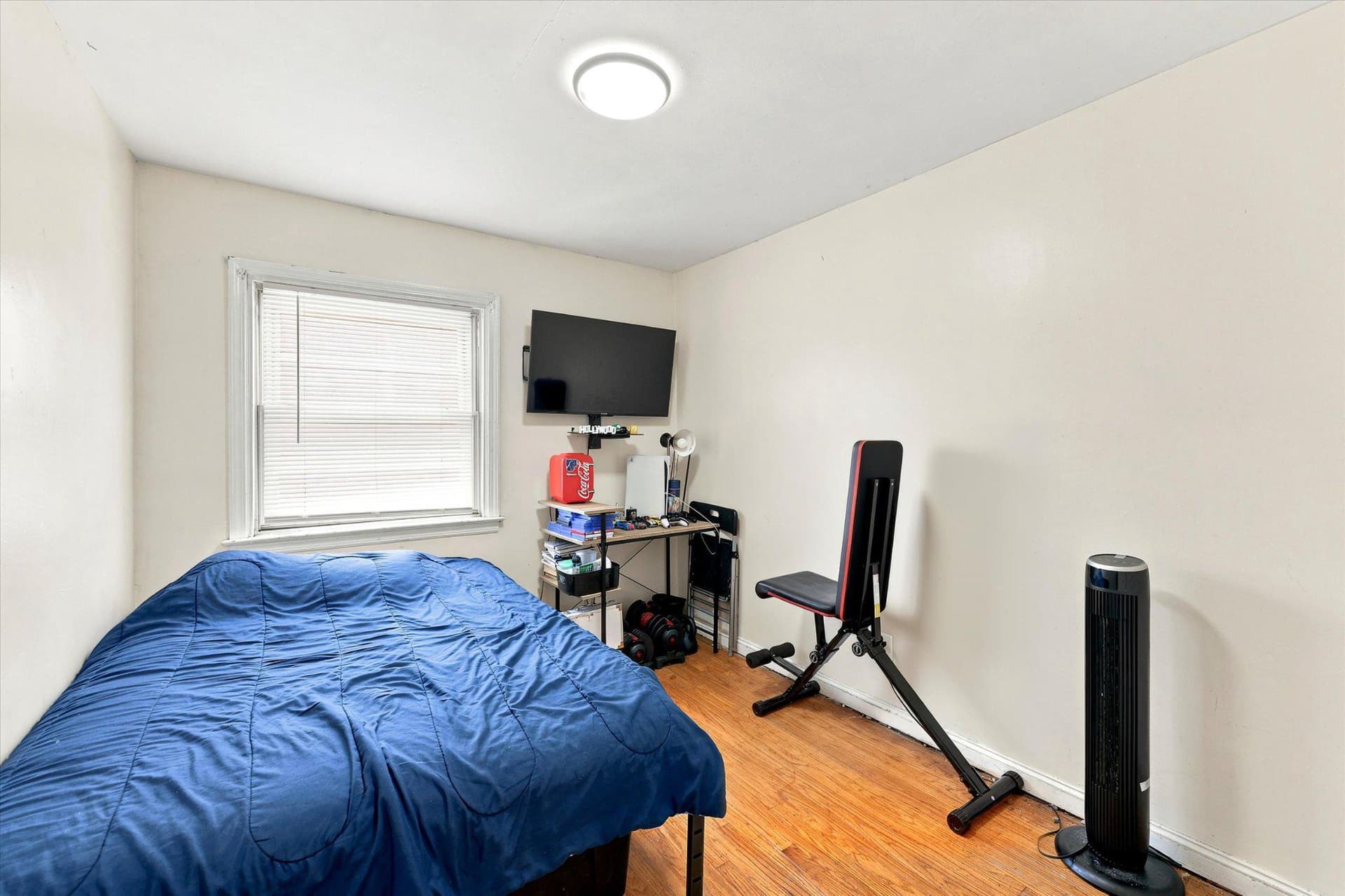 221 Foster Avenue photo 17