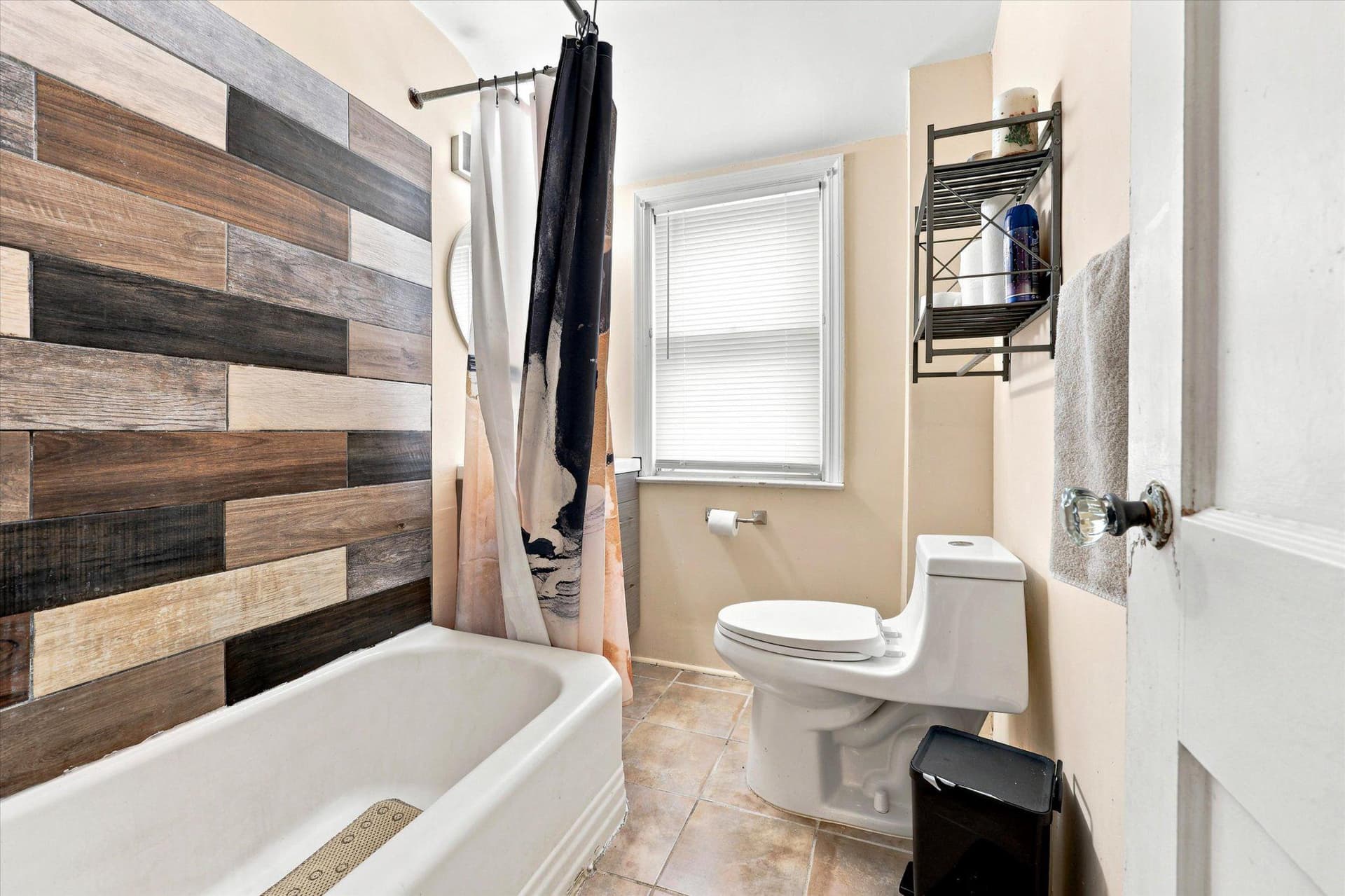 221 Foster Avenue photo 21