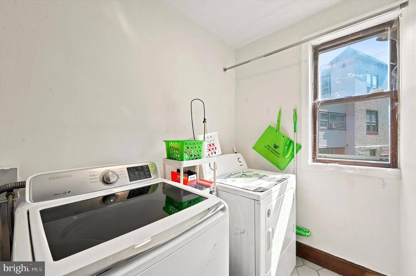 219 Crawford Avenue photo 23